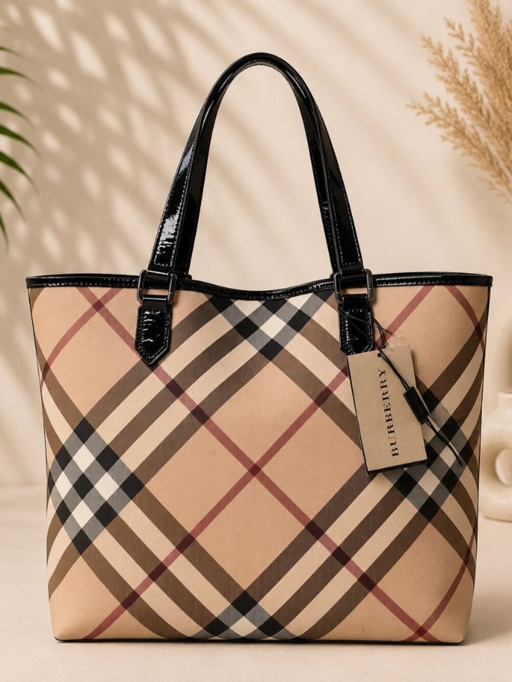 Burberry Nova Nickie North South Tote